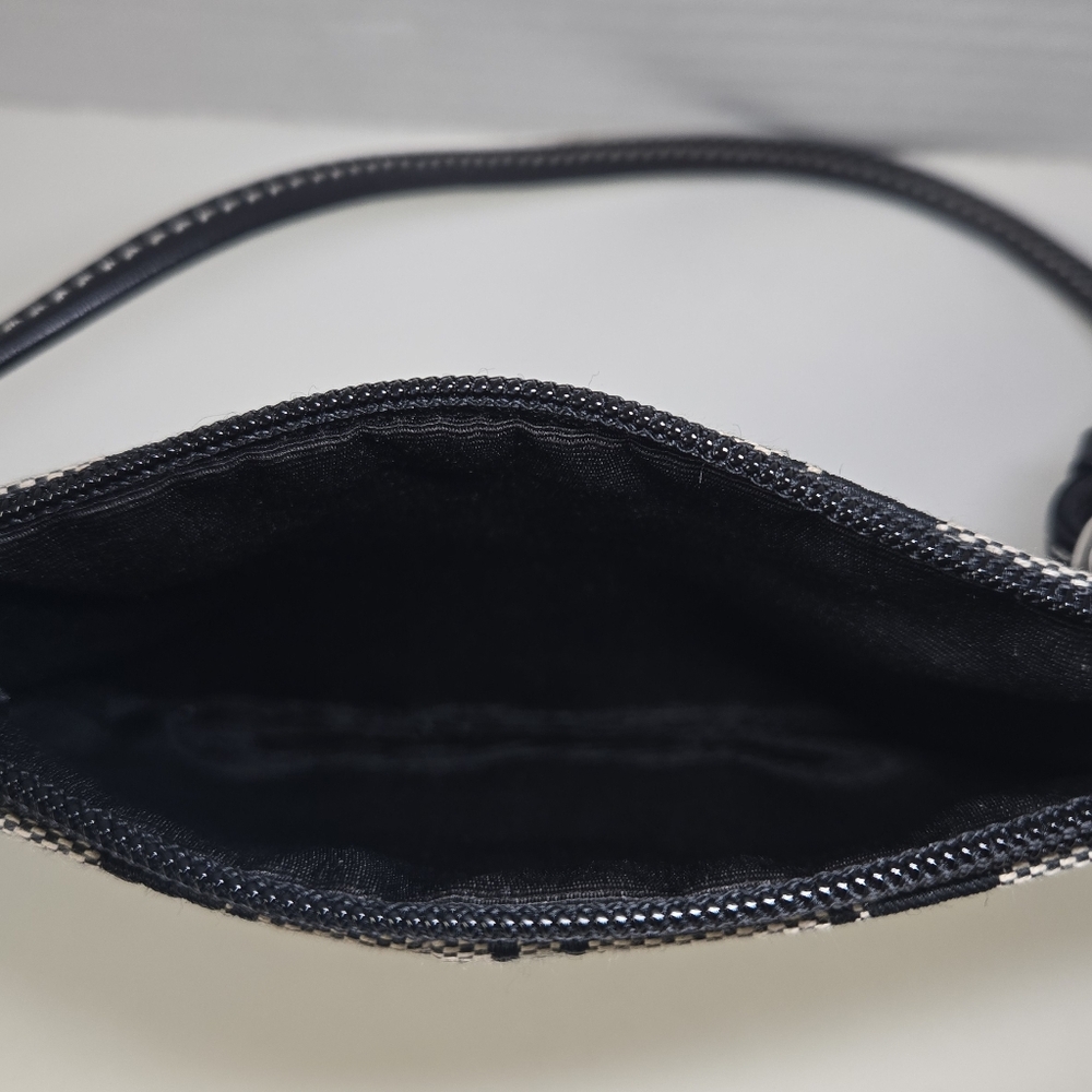 Coach Wristlet - Picture 5 of 7